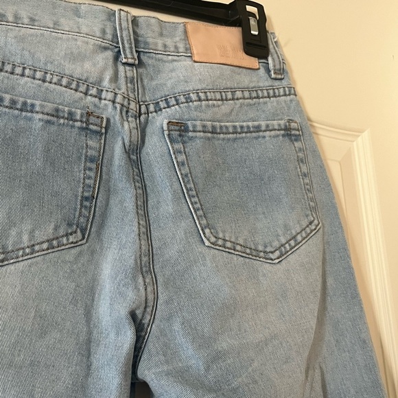 Blue Savvy Distressed Light Wash Jeans Women’s size 25 - Picture 3 of 16